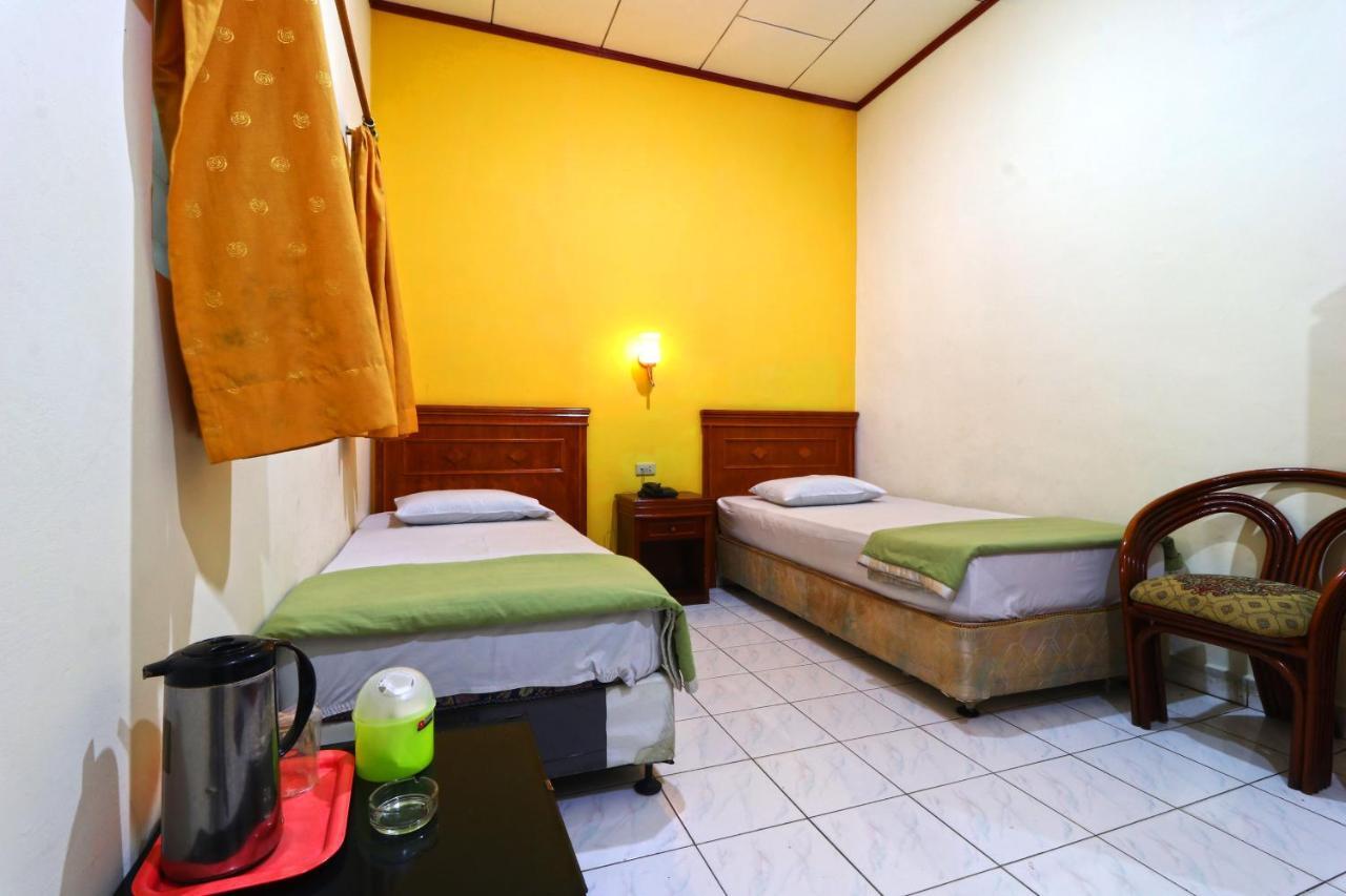 Hotel Melati Medan Extérieur photo